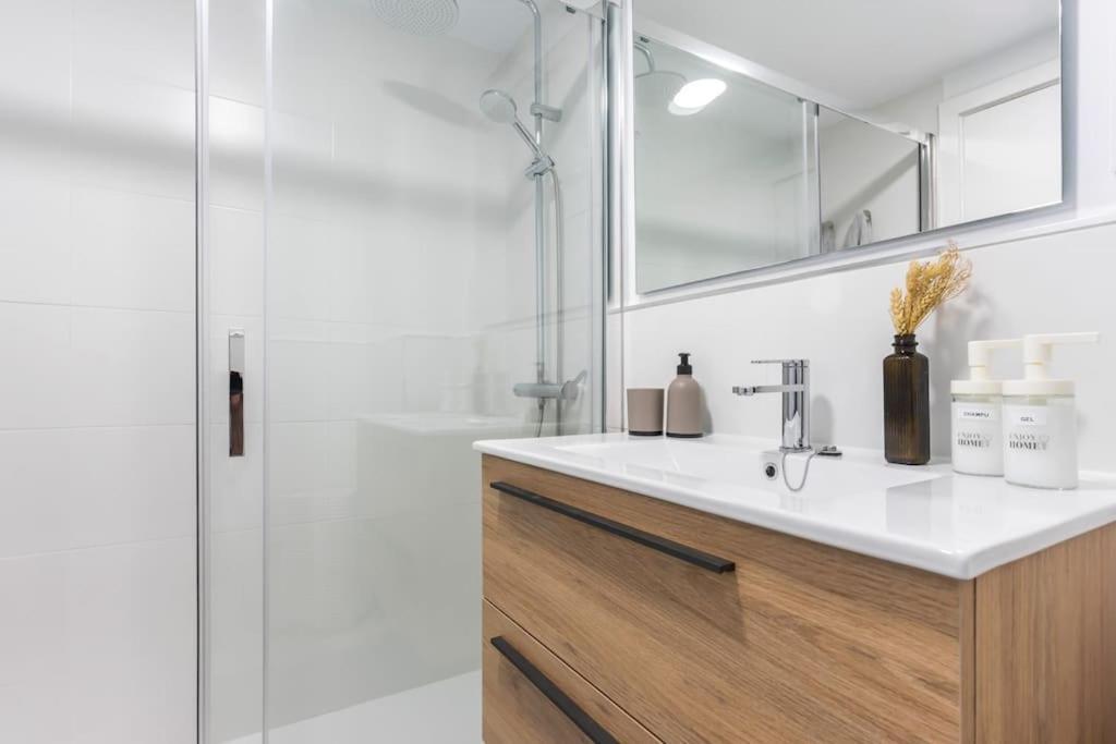 Apartamento Marques De Urquijo Хихон Екстериор снимка