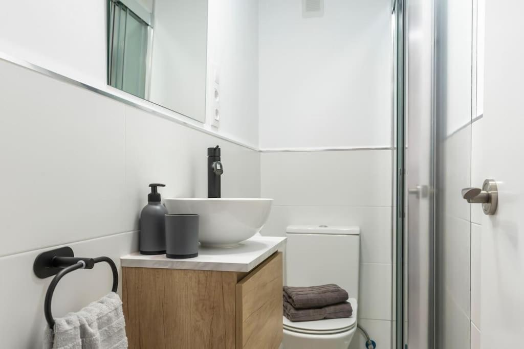 Apartamento Marques De Urquijo Хихон Екстериор снимка