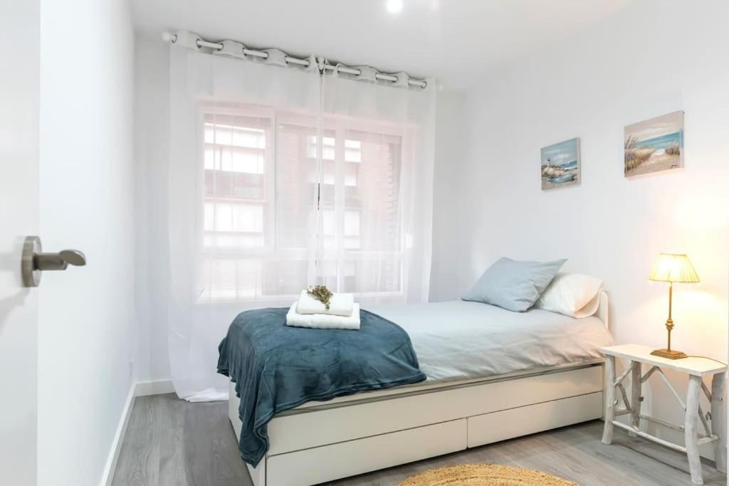 Apartamento Marques De Urquijo Хихон Екстериор снимка