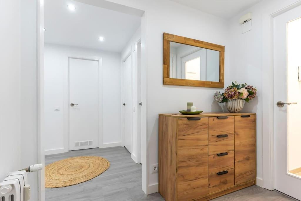 Apartamento Marques De Urquijo Хихон Екстериор снимка